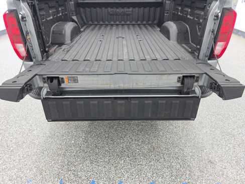 Used 2025 GMC Sierra 2500 SLE w/ SLE Value Package; image 23