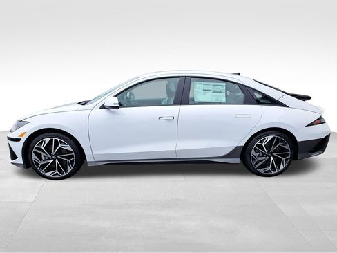 New 2025 Hyundai Ioniq 6 SEL AWD/4WD image 9