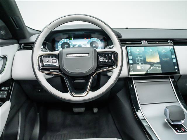 New 2026 Land Rover Range Rover Velar S AWD/4WD image 19