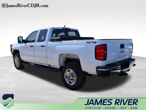 Used 2019 Chevrolet Silverado 2500 W/T AWD/4WD image 16