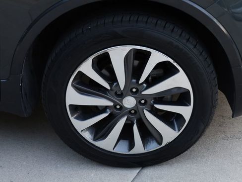 Used 2018 Buick Encore Essence image 36