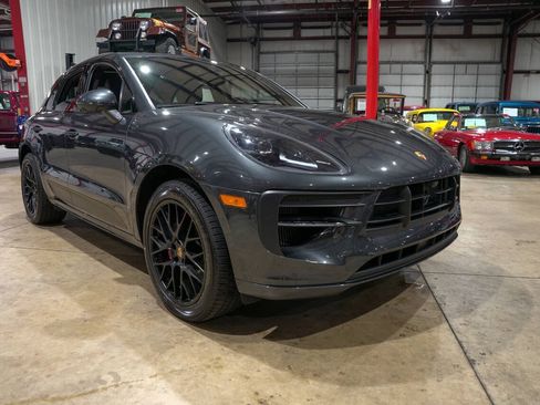 Used 2021 Porsche Macan GTS w/ Premium Package Plus (PF9) AWD/4WD image 12