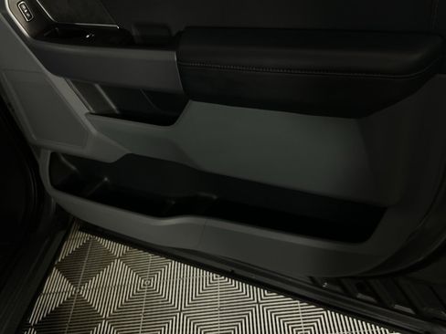 Used 2025 Ford F150 XLT image 34