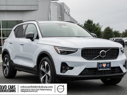Used 2026 Volvo XC40 B5 Plus w/ Protection Package Premier