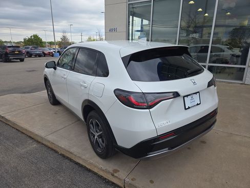 Certified 2023 Honda HR-V EX-L image 5