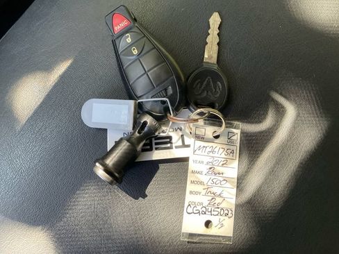 Used 2012 RAM 1500 Express RWD image 34