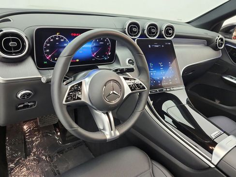 Certified 2023 Mercedes-Benz GLC 300 image 9