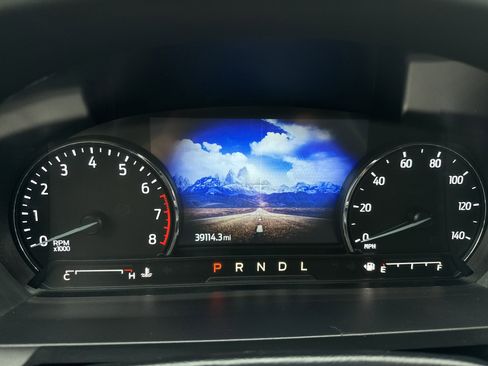 Used 2023 Ford Explorer XLT w/ Equipment Group 202A image 14