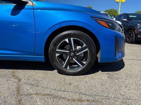 Used 2025 Nissan Sentra SV image 28