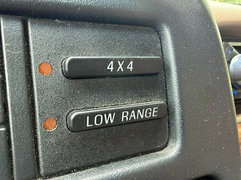 Used 1996 Ford Bronco Eddie Bauer AWD/4WD image 25