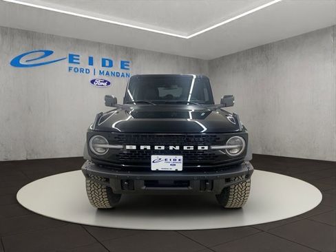 New 2025 Ford Bronco Badlands image 6