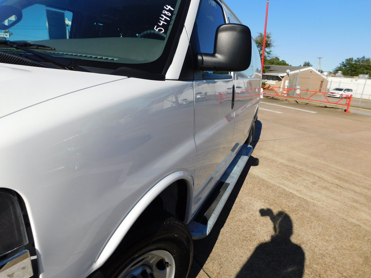 Used 2025 Chevrolet Express 2500 w/ Driver Convenience Package RWD image 8