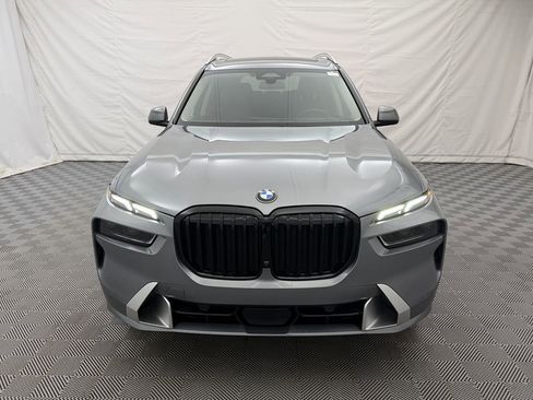 Used 2023 BMW X7 xDrive40i w/ Premium Package image 2