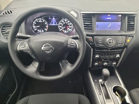 Used 2020 Nissan Pathfinder S FWD image 22