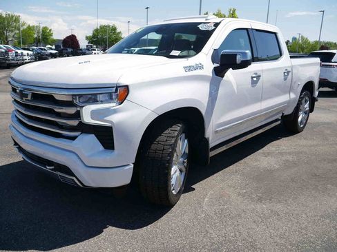Used 2024 Chevrolet Silverado 1500 High Country w/ High Country Premium Package image 4