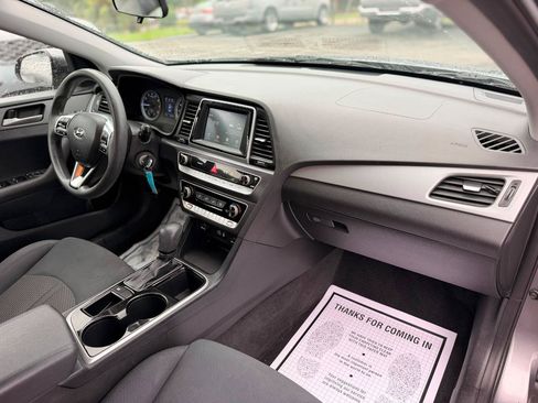 Used 2018 Hyundai Sonata SE FWD image 12