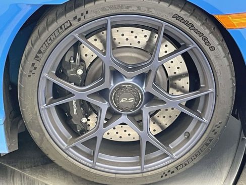 Certified 2025 Porsche 718 Cayman GT4 RS RWD image 14
