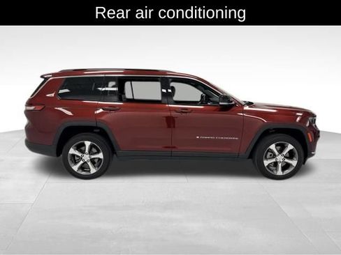 Used 2024 Jeep Grand Cherokee L Limited AWD/4WD image 7