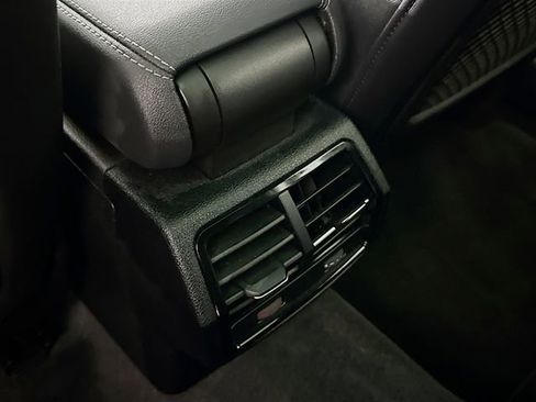 Used 2023 Audi Q3 2.0T Premium w/ Black Optic Sport Package image 26