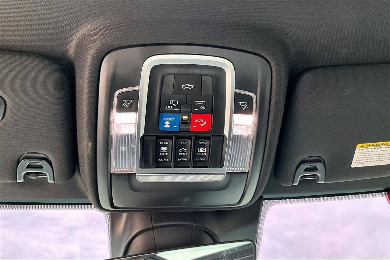 Used 2019 RAM 3500 Limited AWD/4WD image 17