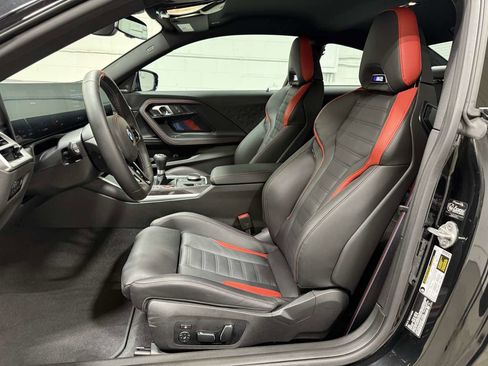 Used 2025 BMW M2 w/ Lighting Package image 16