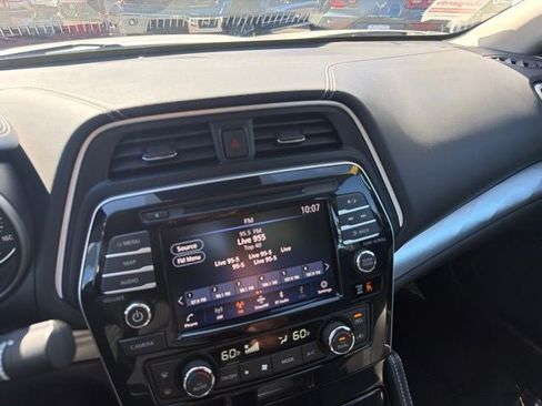 Used 2023 Nissan Maxima SV w/ Floor Mat Group FWD image 15