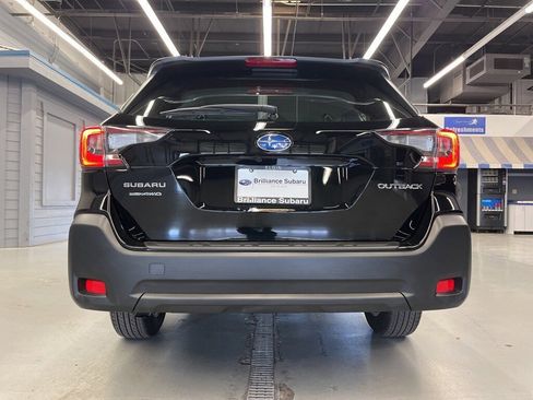 Used 2025 Subaru Outback w/ Popular Package #1A image 6