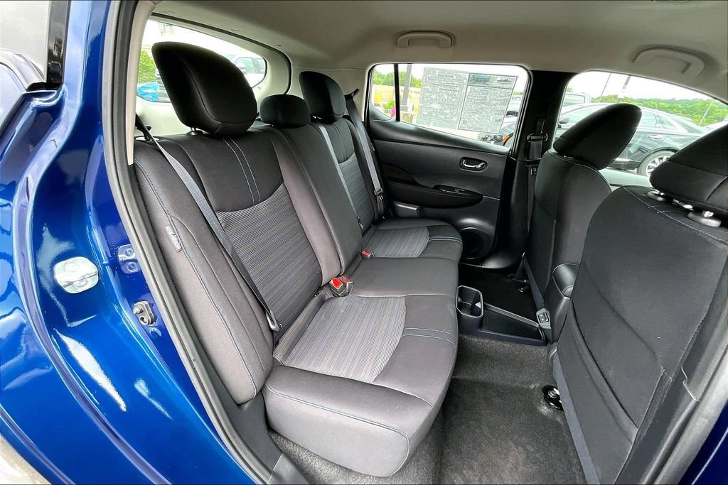 Used 2025 Nissan Leaf S FWD image 27
