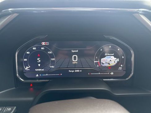 Used 2025 GMC Sierra 1500 Denali w/ Denali Reserve Package image 11