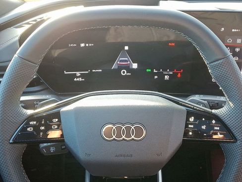 New 2025 Audi SQ5 Premium Plus image 9