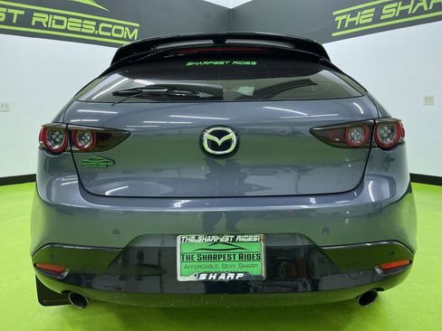 Used 2021 MAZDA MAZDA3 Hatchback w/Premium Plus Pkg image 8