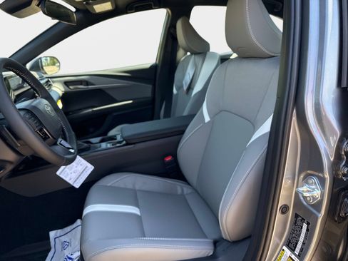 New 2026 Toyota Camry SE FWD image 20