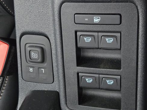 New 2025 Ford Bronco Raptor image 9