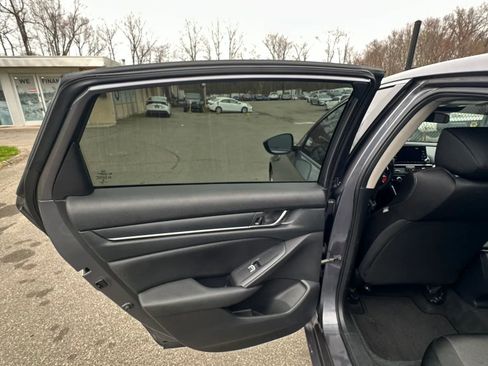 Used 2020 Honda Accord LX image 23