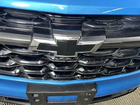 Used 2025 Chevrolet Trax RS w/ Driver Confidence Package image 9