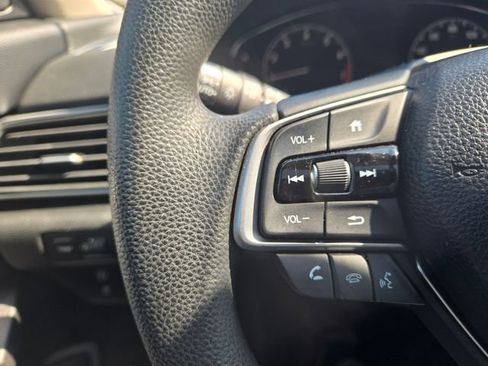 Used 2018 Honda Accord EX image 14