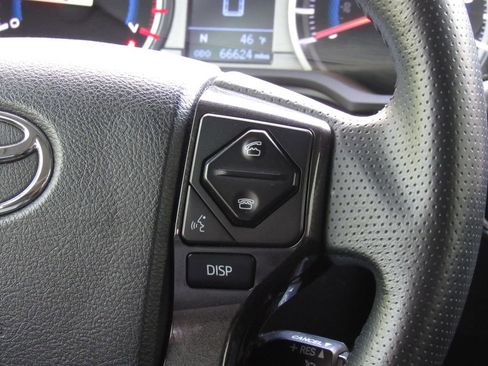 Certified 2019 Toyota 4Runner Limited AWD/4WD image 24