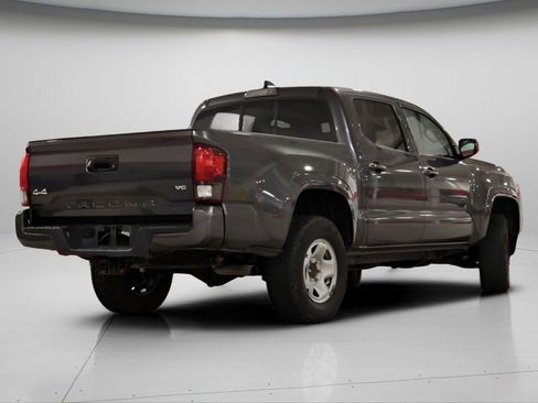 Used 2023 Toyota Tacoma SR image 14