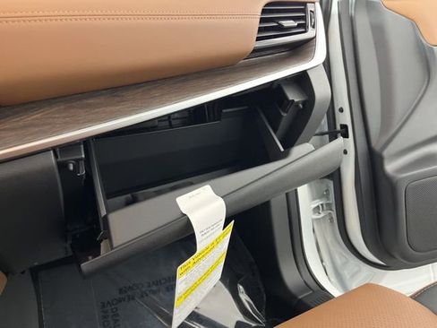 New 2026 Nissan Rogue Platinum image 38