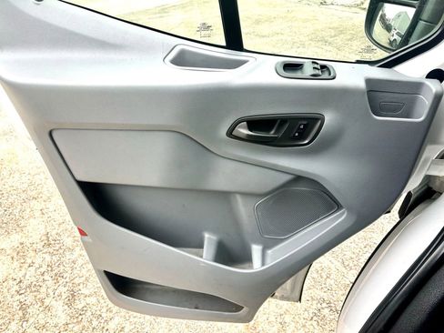 Used 2017 Ford Transit 250 148 Medium Roof image 23