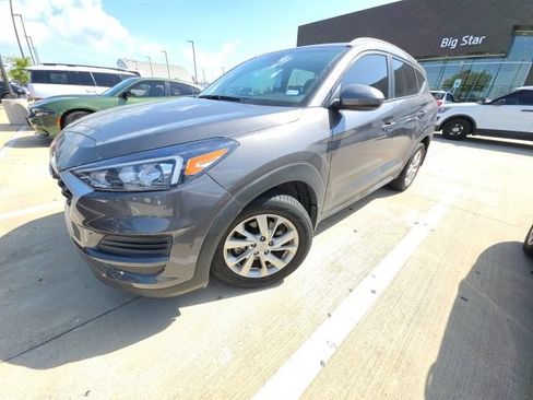 Used 2020 Hyundai Tucson Value FWD image 2