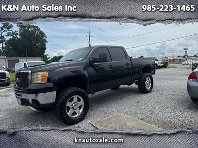 Used 2009 GMC Sierra 2500 SLT w/ Entertainment Package