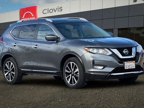 Used 2019 Nissan Rogue SL w/ Premium Package image 10