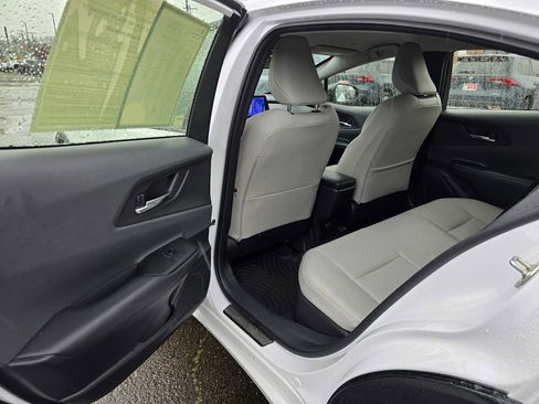 Certified 2026 Toyota Prius XLE image 23