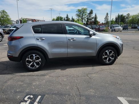 Used 2020 Kia Sportage LX AWD/4WD image 13