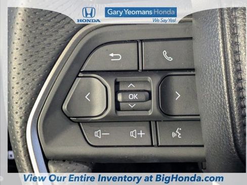 Used 2025 Toyota Tundra Limited image 24