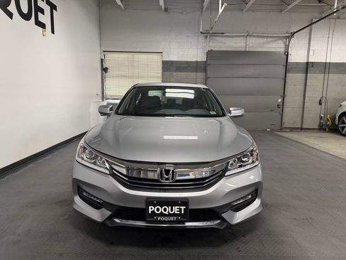 Used 2017 Honda Accord EX-L image 3