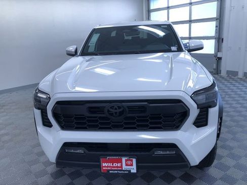 New 2026 Toyota Tacoma TRD Off-Road AWD/4WD image 10