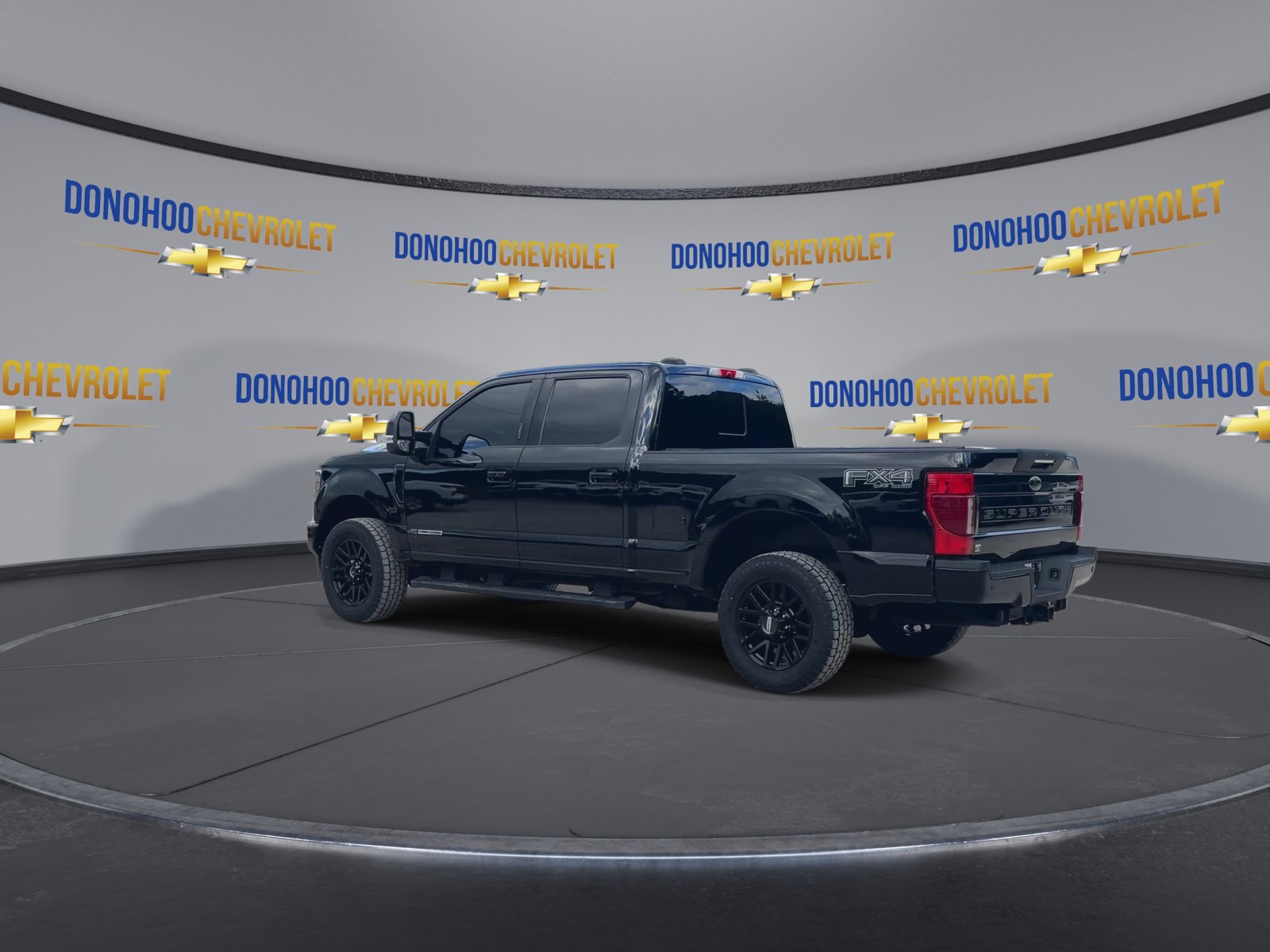 Used 2022 Ford F250 Lariat w/ Lariat Ultimate Package AWD/4WD image 9