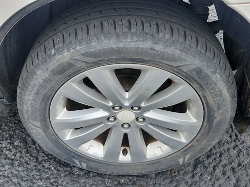 Used 2012 Subaru Forester 2.5X Premium AWD/4WD image 11